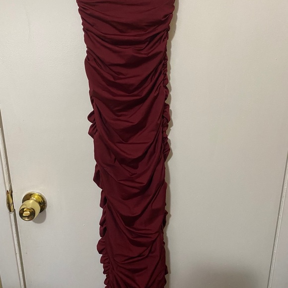 Dress - Picture 2 of 5